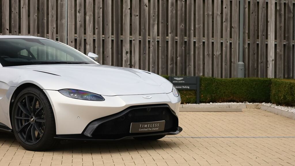 Aston Martin V8 Vantage V8 Silver #23