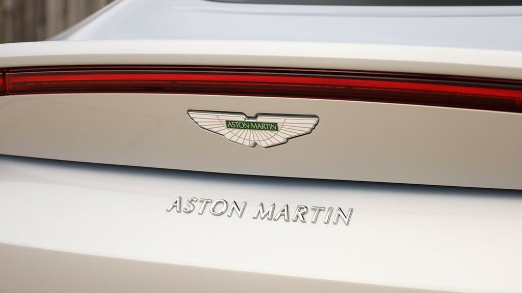 Aston Martin V8 Vantage V8 Silver #38