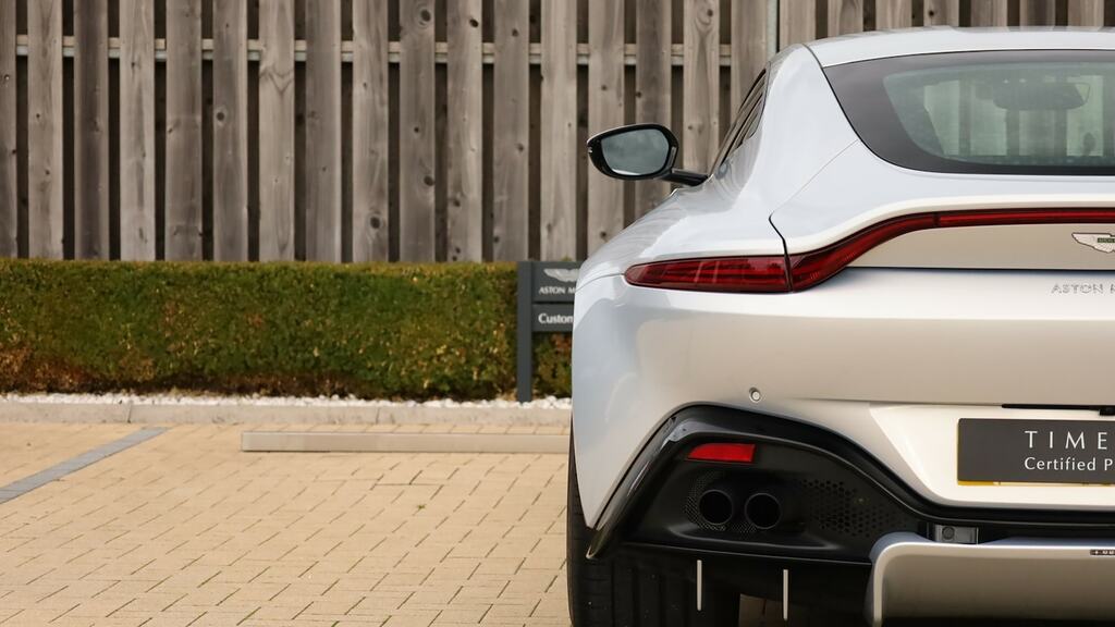 Aston Martin V8 Vantage V8 Silver #32
