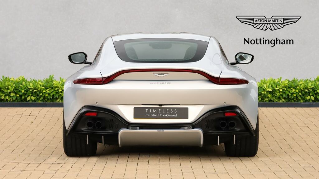 Aston Martin V8 Vantage V8 Silver #9