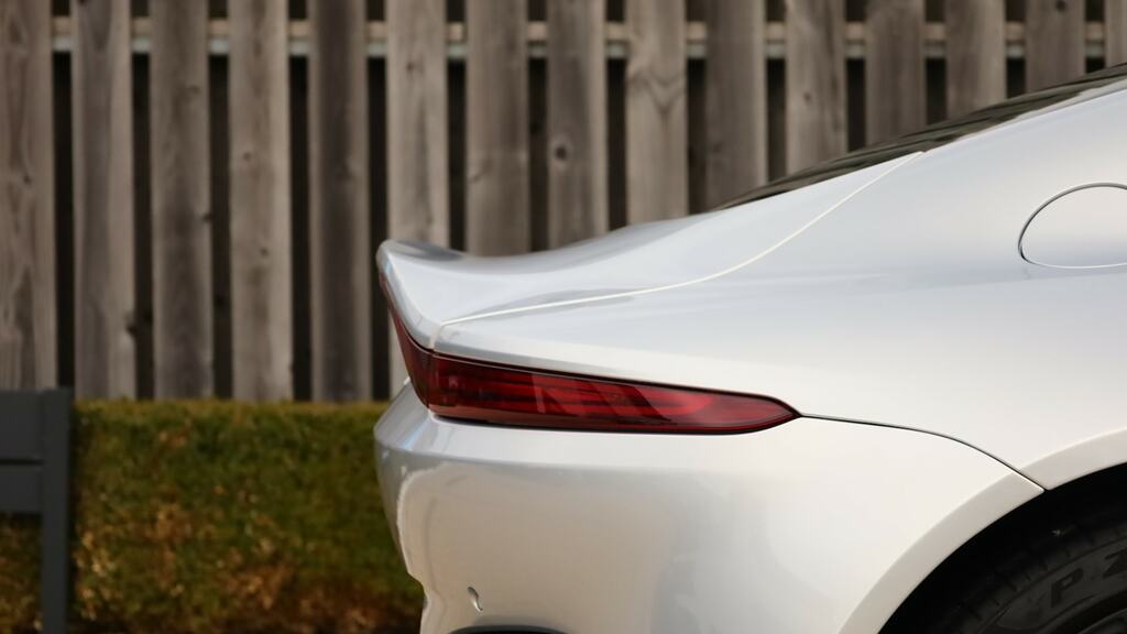Aston Martin V8 Vantage V8 Silver #29