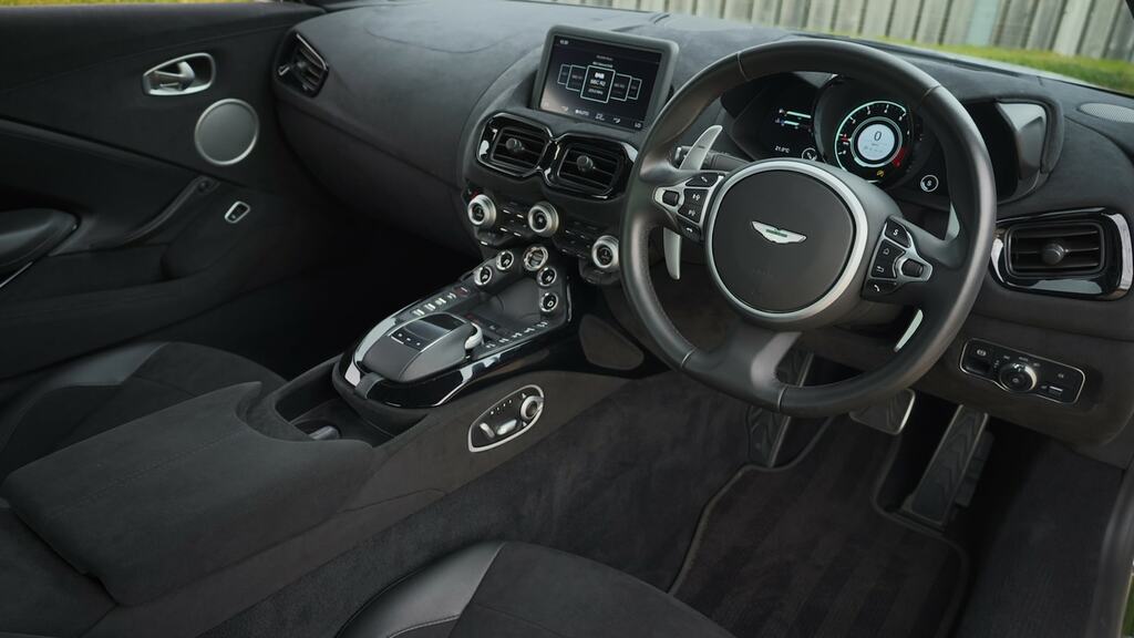 Aston Martin V8 Vantage V8 Silver #3