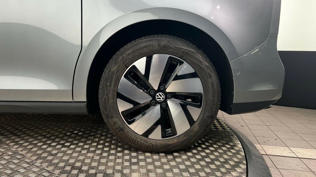 Volkswagen ID.Buzz 210Kw Life Pro 79Kwh CX75YUW Silver #5