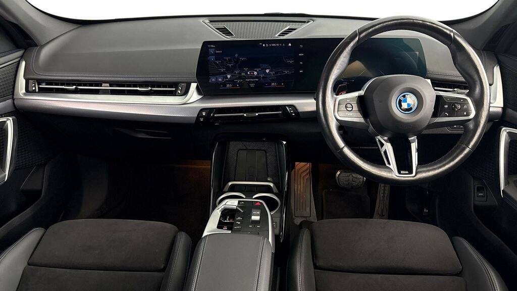 BMW iX1 230Kw Xdrive30 M Sport 65Kwh MT73TZJ Blue #4