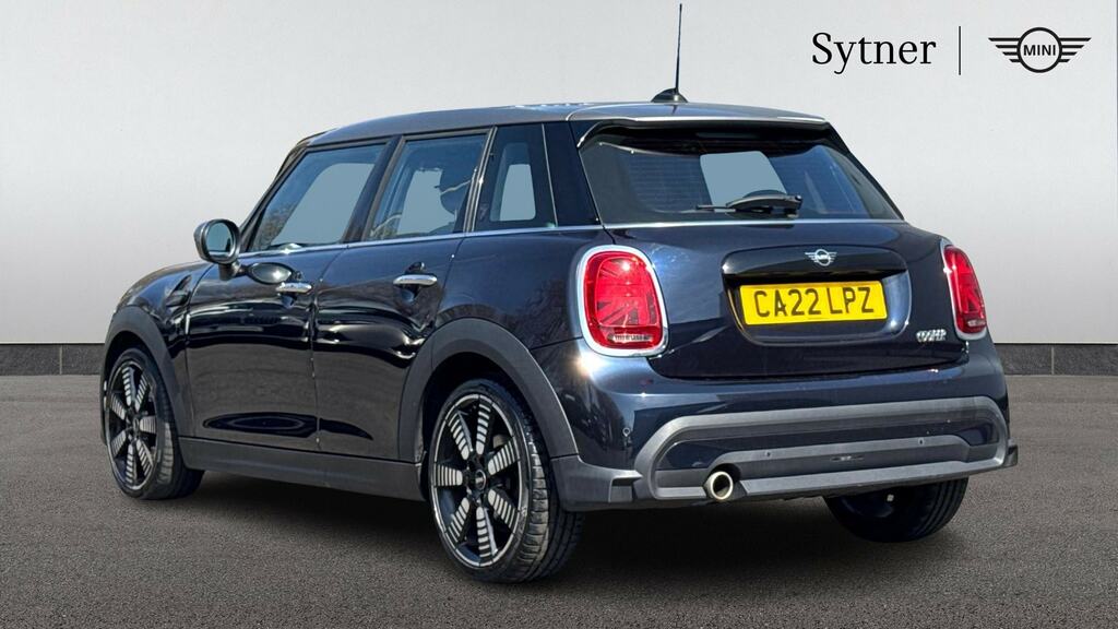 Mini Hatch 1.5 Cooper Exclusive CA22LPZ Black #2