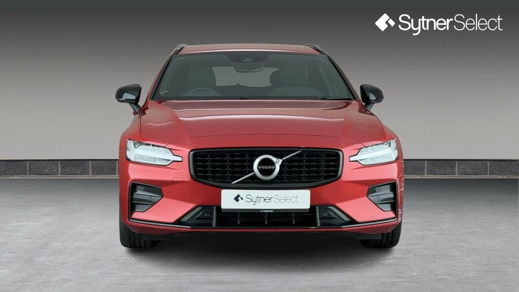 Volvo V60 2.0 B4p R Design WH22CKD Red #4