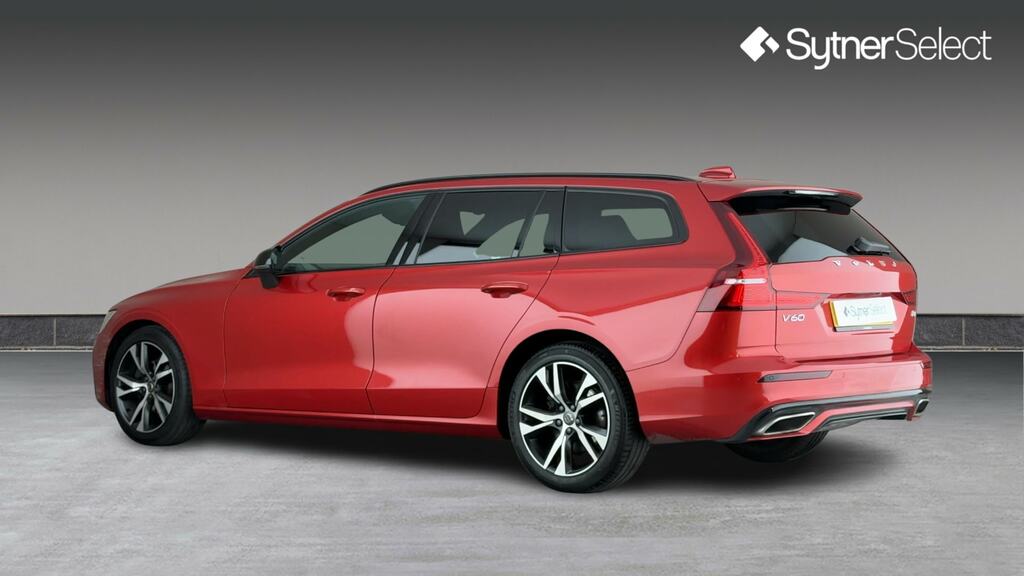 Volvo V60 2.0 B4p R Design WH22CKD Red #2
