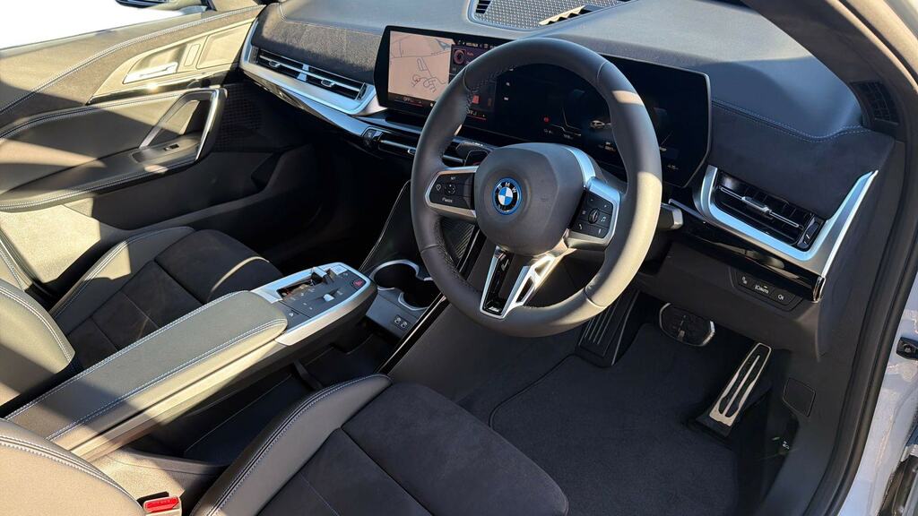BMW iX2 150Kw Edrive20 Shadow Edition 65Kwh Grey #6