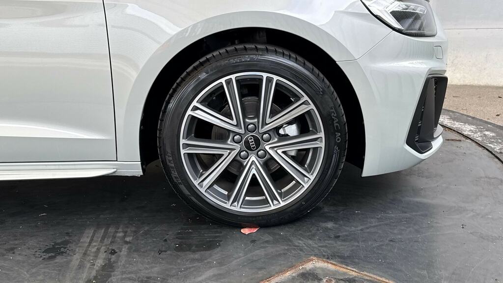 Audi A1 35 Tfsi S Line S Tronic YF26ABU Silver #5