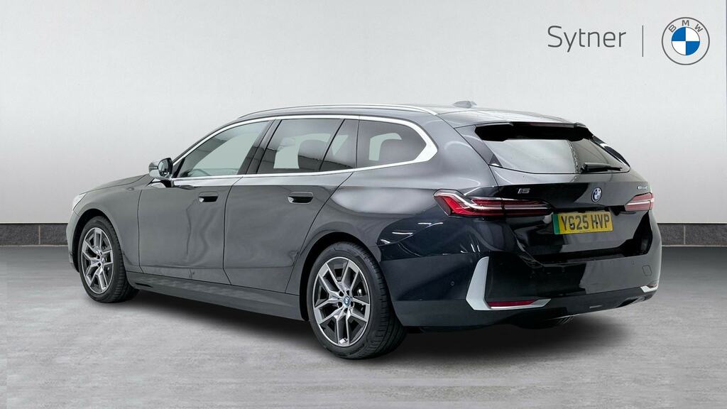 BMW i5 250Kw Edrive40 Sport Edition 84Kwh YG25HVP Grey #2