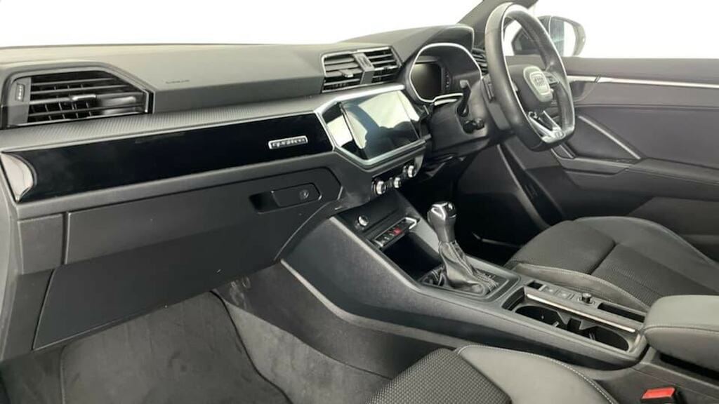 Audi Q3 40 Tfsi Quattro Black Edition S Tronic DG22YMO White #2