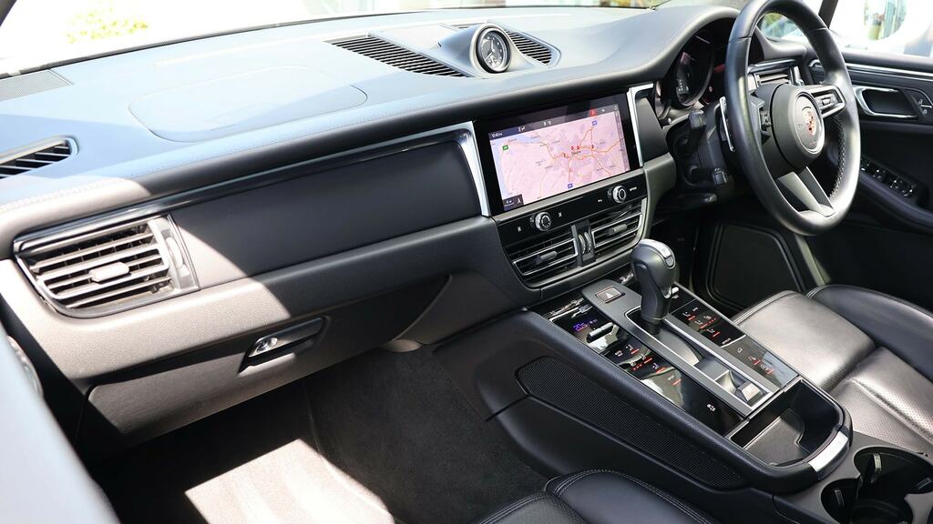 Porsche Macan 5dr Pdk RK73ALU White #3
