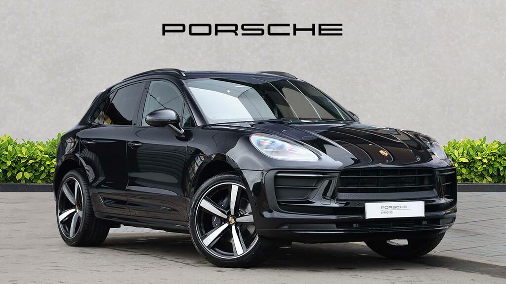 Porsche Macan T Pdk Black