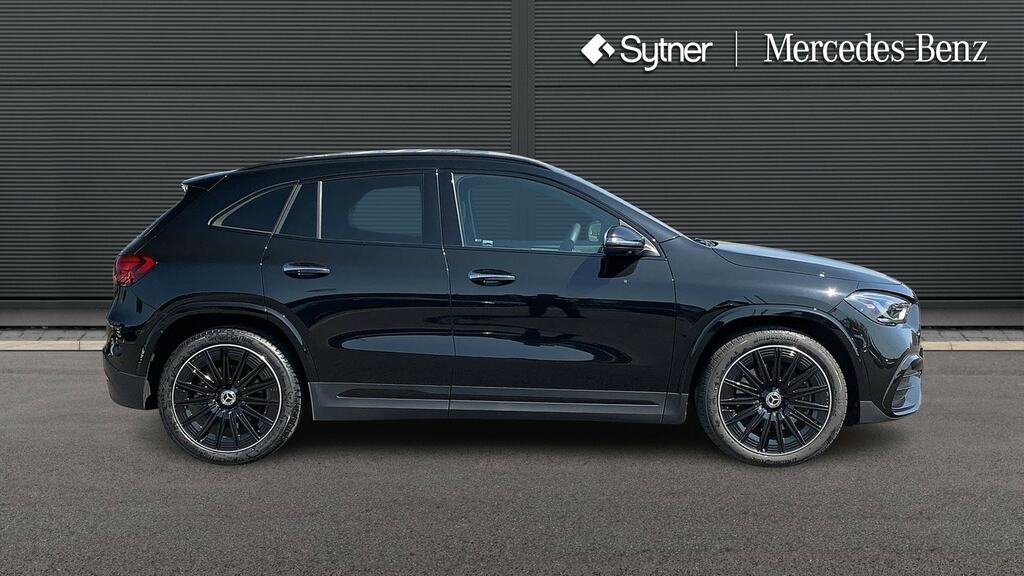 Mercedes-Benz GLA Class Gla 220D 4Matic Amg Line Premium Plus KM75YDY Black #4
