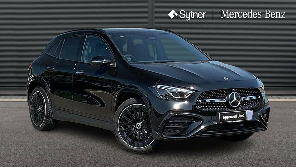 Mercedes-Benz GLA Class Gla 220D 4Matic Amg Line Premium Plus Black
