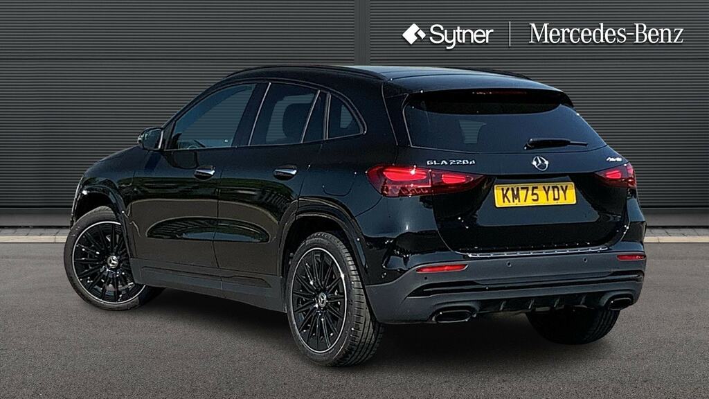 Mercedes-Benz GLA Class Gla 220D 4Matic Amg Line Premium Plus KM75YDY Black #2