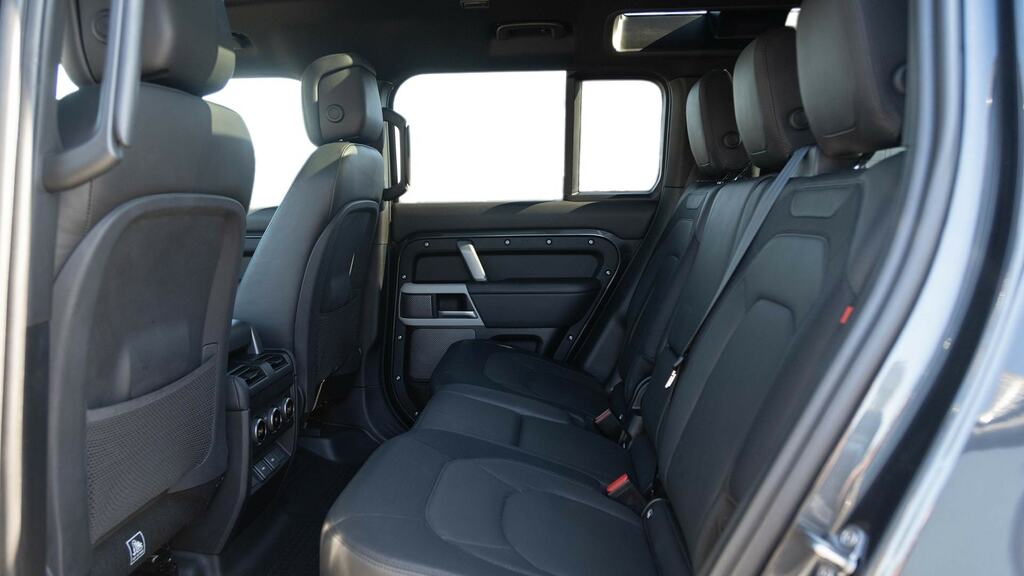 Land Rover Defender 110 3.0 D250 X-dynamic Hse 110 7 Seat LD24AYV Grey #4