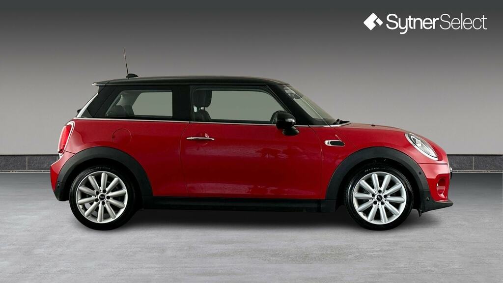 Mini Hatch 1.5 Cooper Classic II KX19XUT Red #3