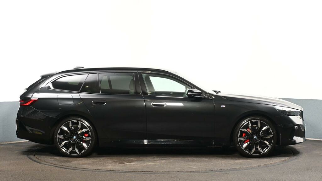 BMW i5 442Kw M60 Xdrive 84Kwh BL75ZHX Black #3