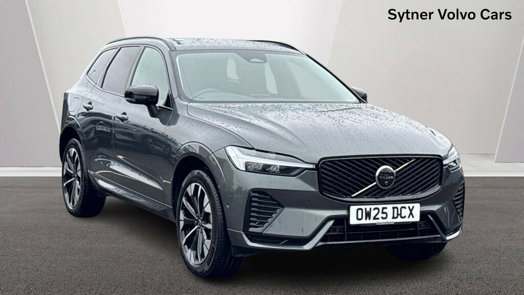 Volvo XC60 2.0 B5p Plus Dark Awd Geartronic Green