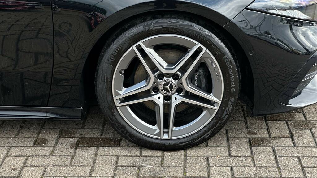Mercedes-Benz A Class A200 Amg Line Executive YH24TYR Black #5