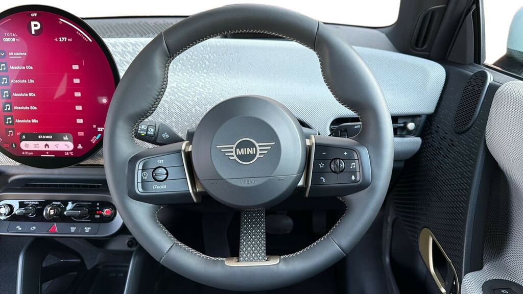 Mini Hatch 135Kw E Exclusive 41Kwh Green #5