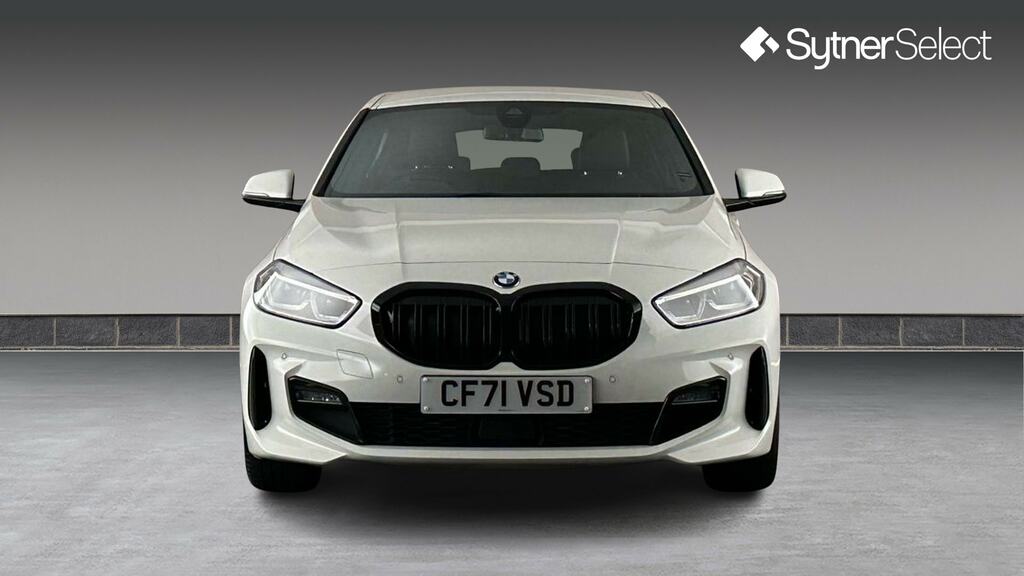 BMW 1 Series 118I 136 M Sport Step CF71VSD White #4