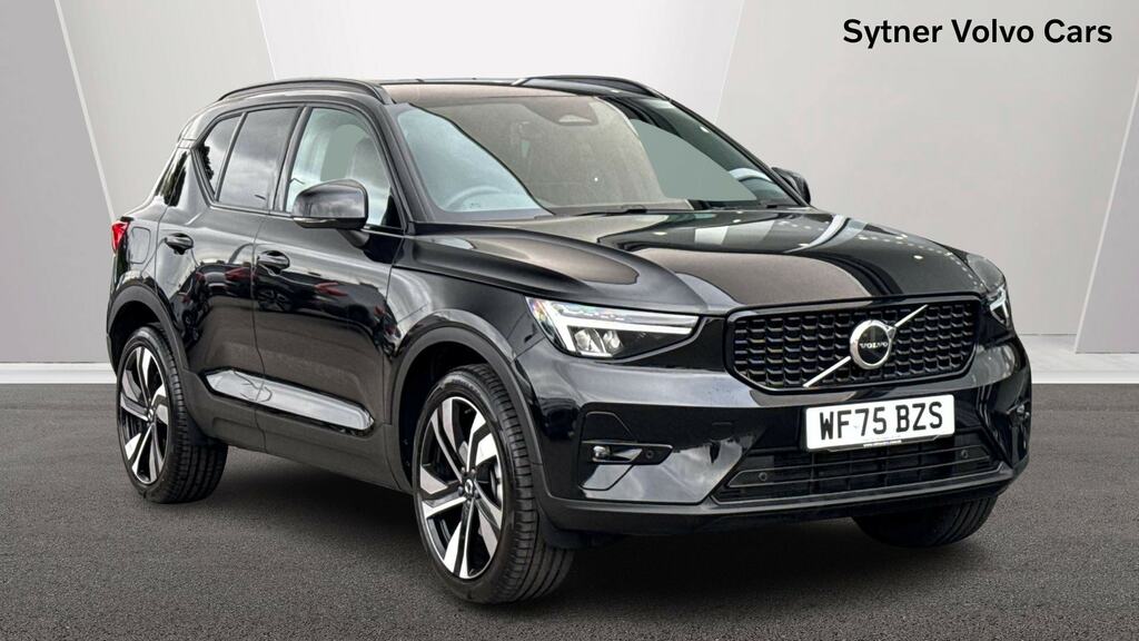 Volvo XC40 2.0 B4p Plus Dark Black