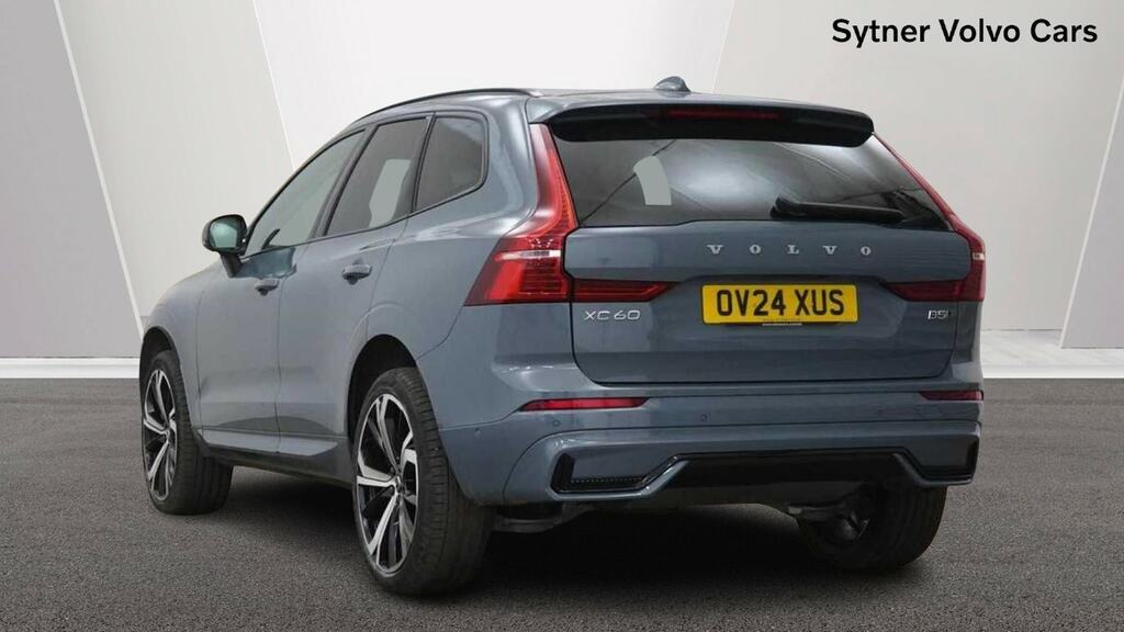 Volvo XC60 2.0 B5p Ultimate Dark Awd Geartronic OV24XUS Grey #2