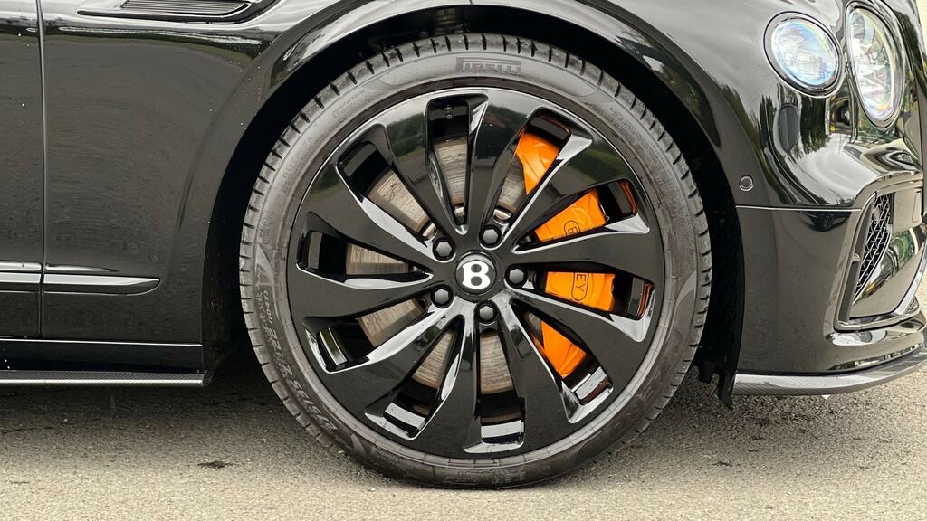 Bentley Flying Spur 4.0 V8 Hybrid Black Edition Touring DA25OSJ Black #6