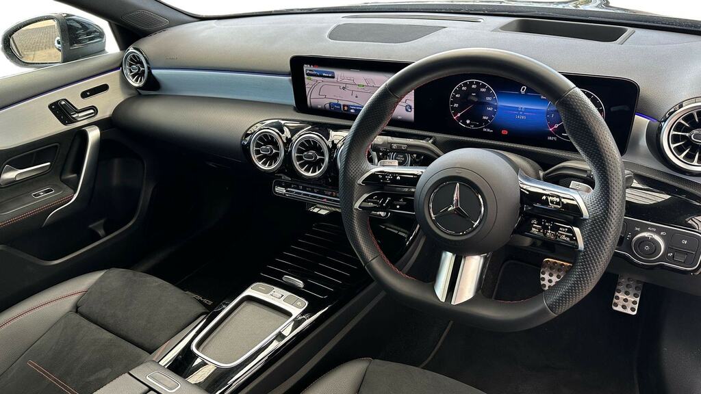 Mercedes-Benz A Class A200 Amg Line Premium Plus KN25FBE Black #3