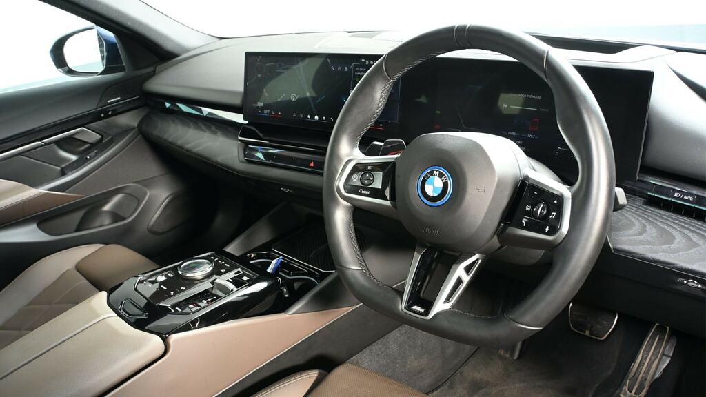BMW i5 250Kw Edr40 M Sport 84Kwh Techcmf22kw PL73SYS Blue #6