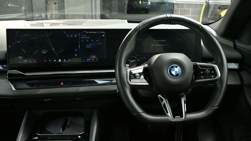 BMW i5 250Kw Edr40 M Sport 84Kwh Techcmf22kw PL73SYS Blue #5
