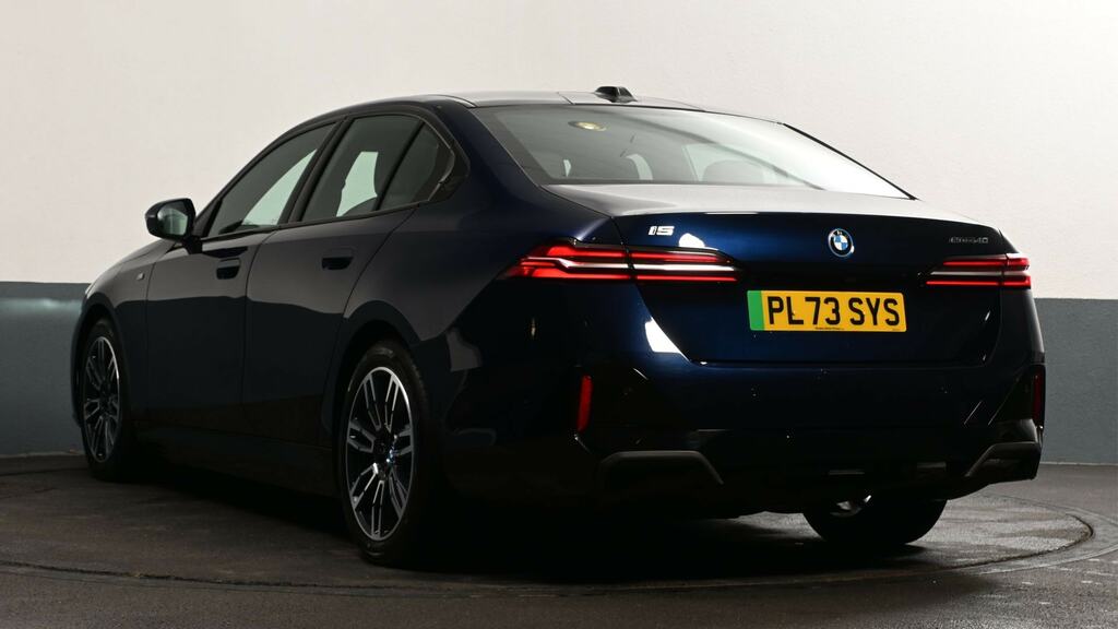 BMW i5 250Kw Edr40 M Sport 84Kwh Techcmf22kw PL73SYS Blue #2