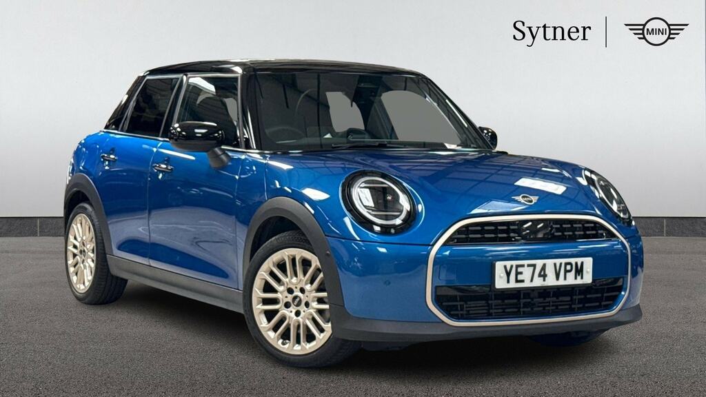 Mini Hatch 1.5 C Exclusive Level 2 Blue
