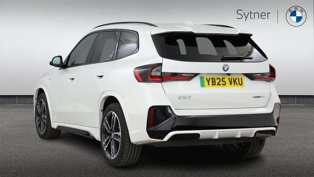 BMW iX1 150Kw Edrive20 Shadow Ed 65Kwh Tech YB25VKU White #2