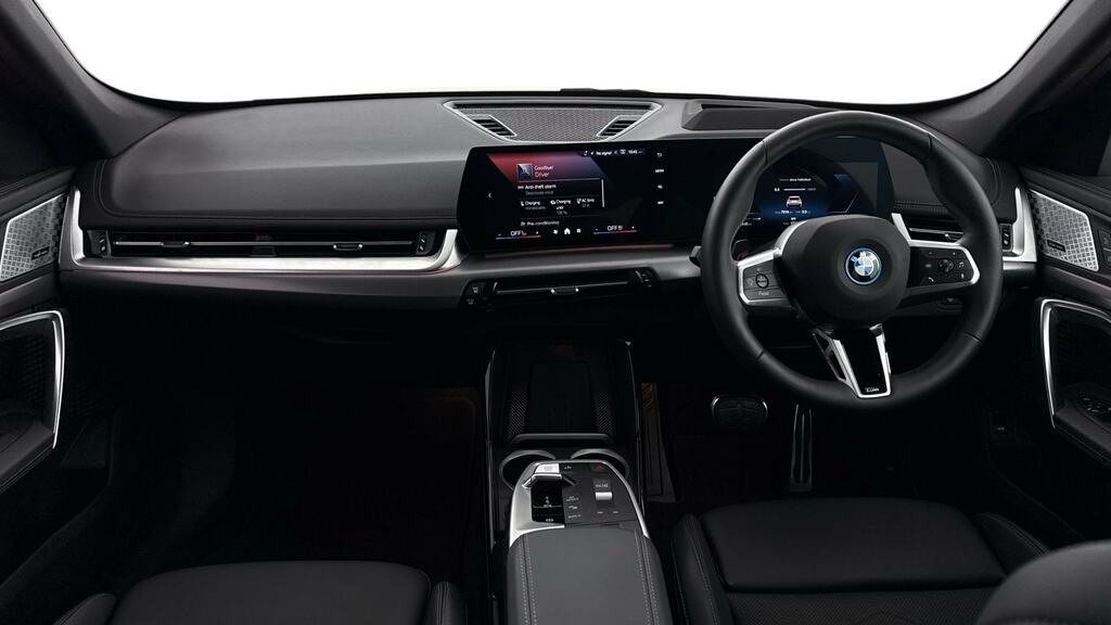 BMW iX1 150Kw Edrive20 Shadow Ed 65Kwh Tech YB25VKU White #4