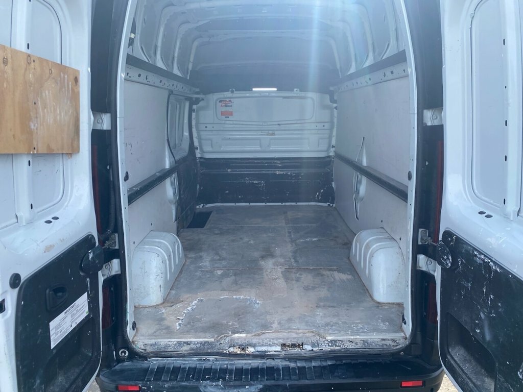 Vauxhall Vivaro 1.6L Null EN19OMD White #6