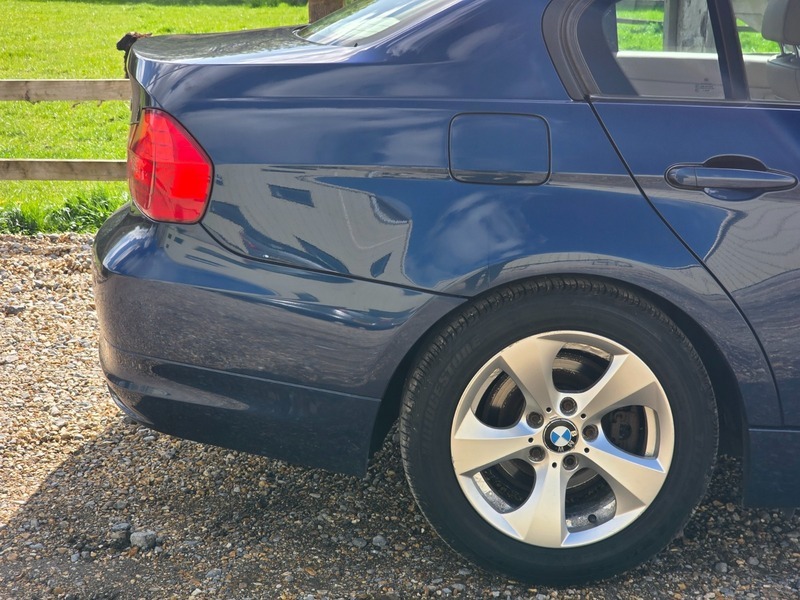 BMW 3 Series 320D Efficientdynamics CP60FTJ Blue #5