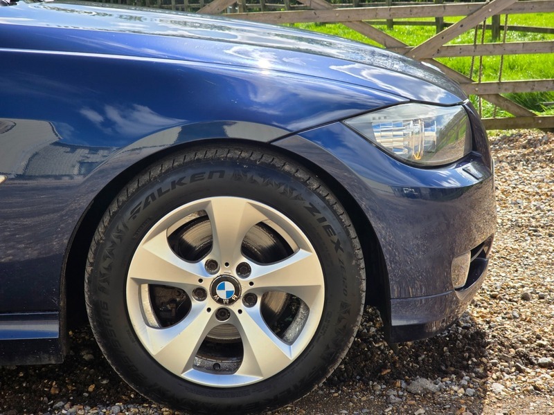 BMW 3 Series 320D Efficientdynamics CP60FTJ Blue #3