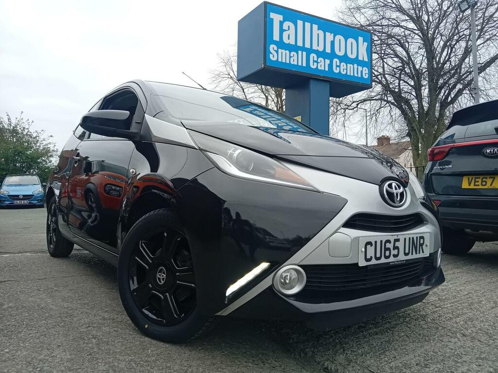 Toyota Aygo Hatchback 1.0 Vvt-i X-clusiv Euro 5 Euro 5 20 Black