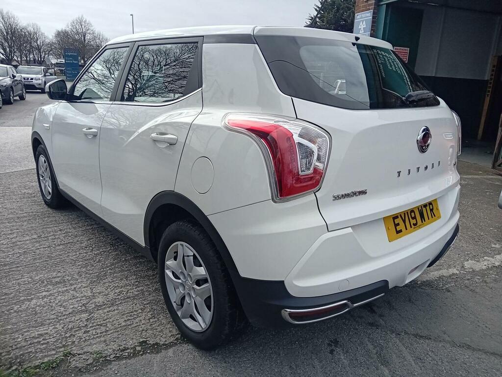SsangYong Tivoli Suv 1.6P Se Euro 6 Ss 201919 White #3