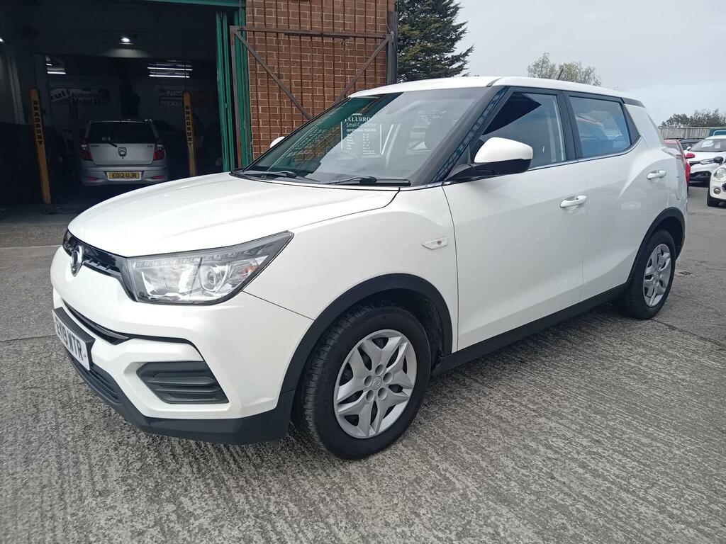 SsangYong Tivoli Suv 1.6P Se Euro 6 Ss 201919 White #2