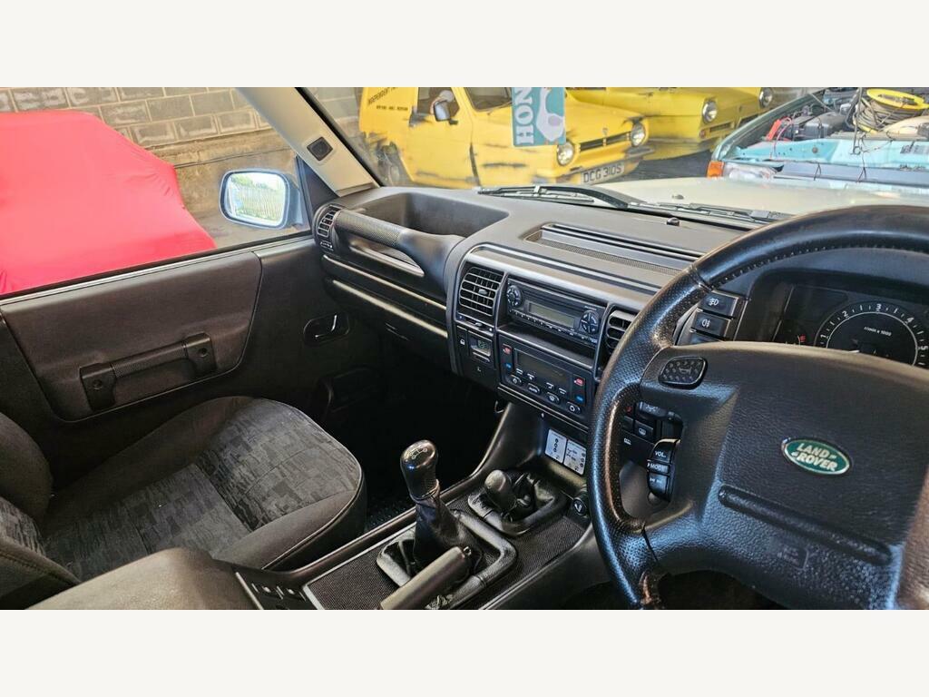 Land Rover Discovery Suv Grey #29