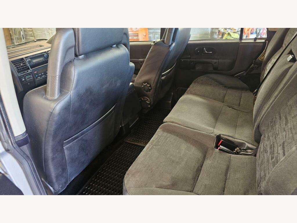 Land Rover Discovery Suv Grey #31