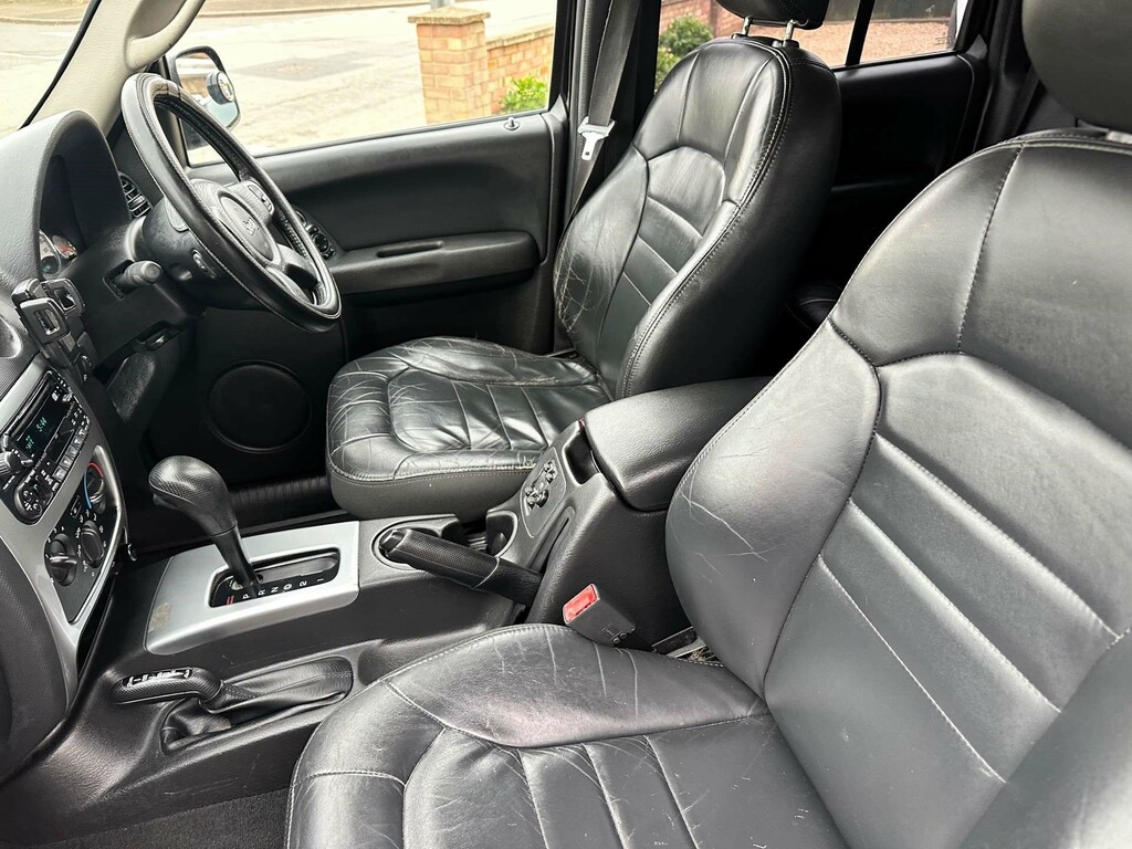 Jeep Cherokee 2.8 Td Limited 4X4 Silver #24