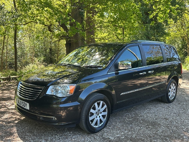 Chrysler Voyager Mpv Black #14