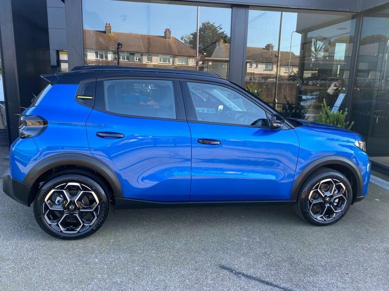Citroen C3 Standard Range 44Kwh Plus 7.4Kw Charger GY26RGZ Black #4