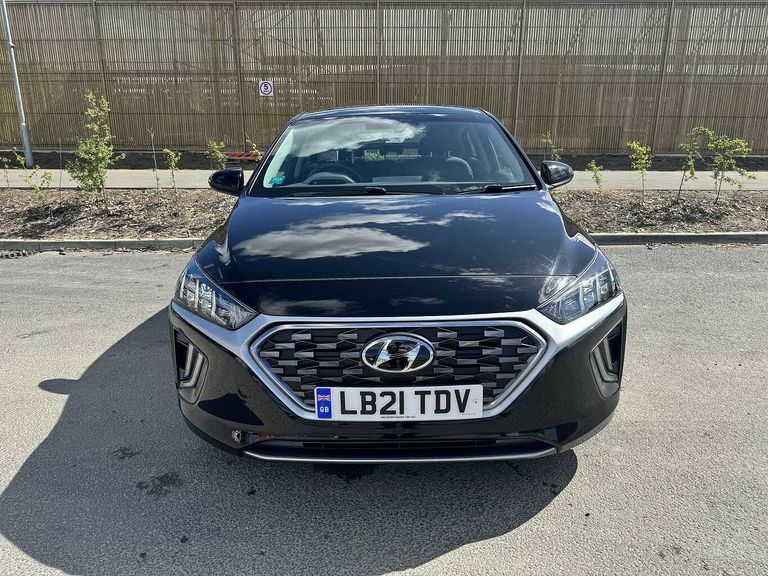 Hyundai Ioniq 1.6 Gdi Hybrid Premium Dct Black #4