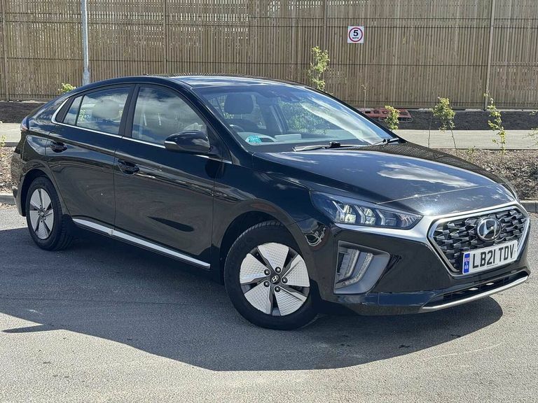 Hyundai Ioniq 1.6 Gdi Hybrid Premium Dct Black